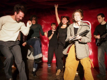 Благотворительный фестиваль "Труд. Любовь. Искусство" в Театре Труда соберёт арт-энтузиастов